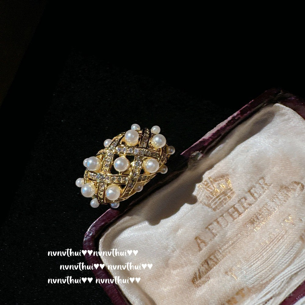 110Z Crown & Honeycomb Pearl Open Ring