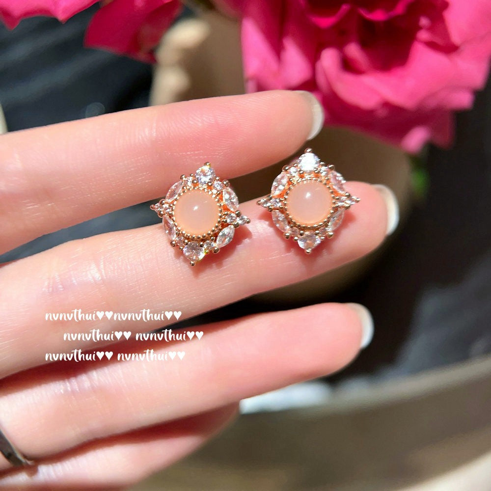 309ZZ Pink Carnelian Sunflower Stud Earrings