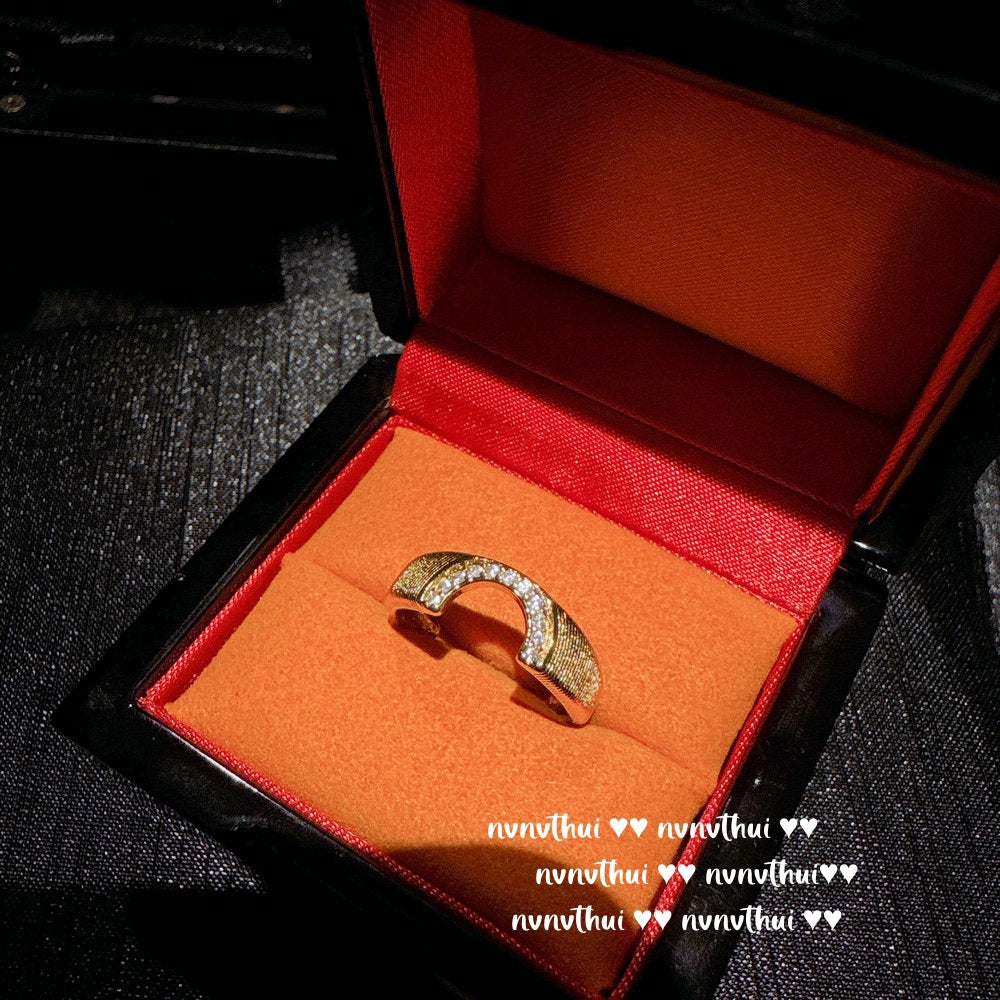 537HAO Vintage Brushed Twin Lotus Ring 18K Gold