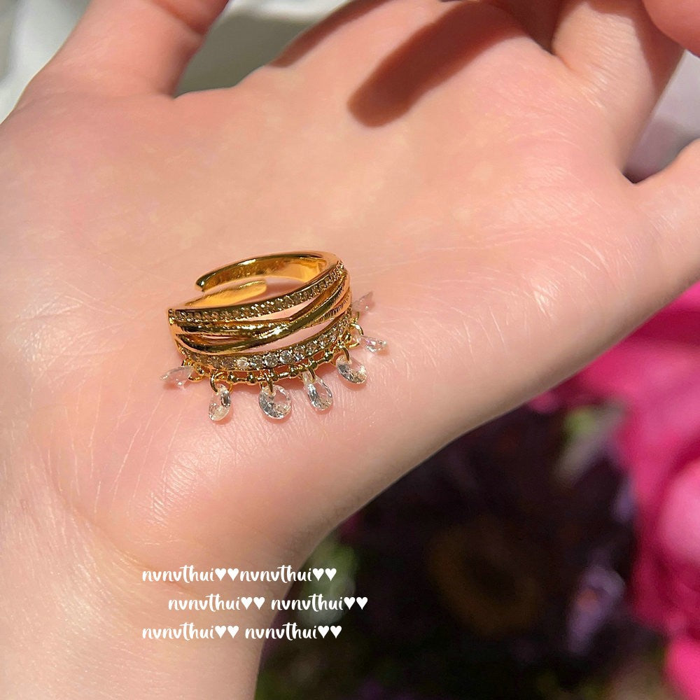 2021ZZ Brushed Interlaced Teardrop Zirconia Open Ring