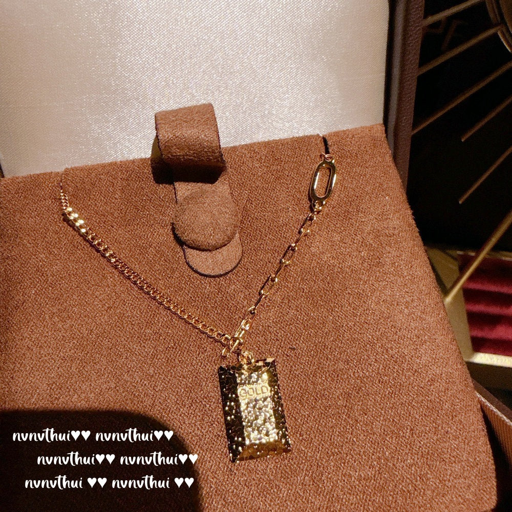 EQ11J950 Crushed Ice Gold-Plated Chunky Chain Necklace