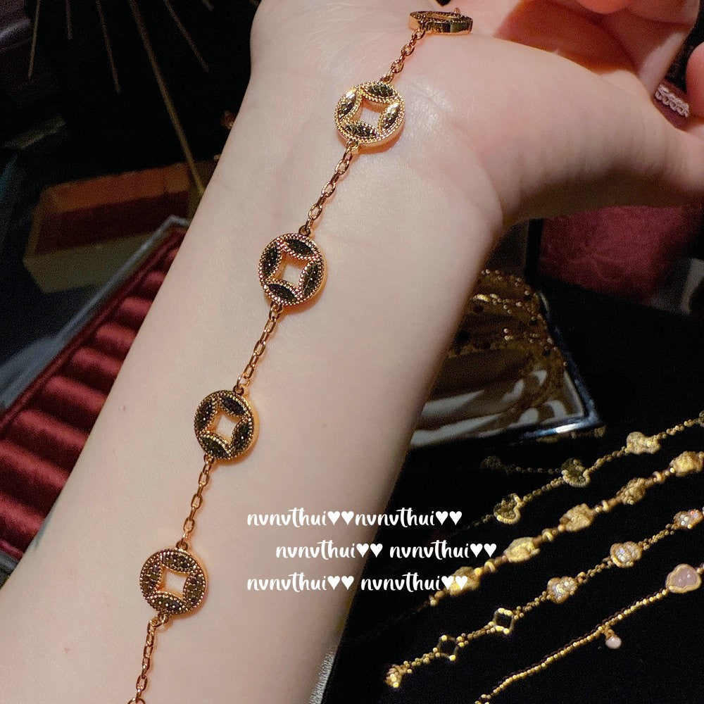 512QIP 'Ice-Cracked Coin' Bracelet