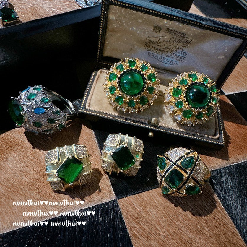 576Y Peacock Green Brushed Geometric Earrings