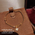 512QIP Diamond-Petaled Delicate Bracelet