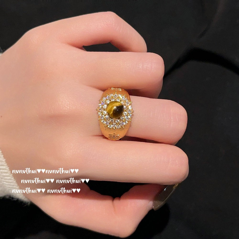 2025ZZ 18K Gold Brushed Artificial Tiger's Eye Starry Open Ring