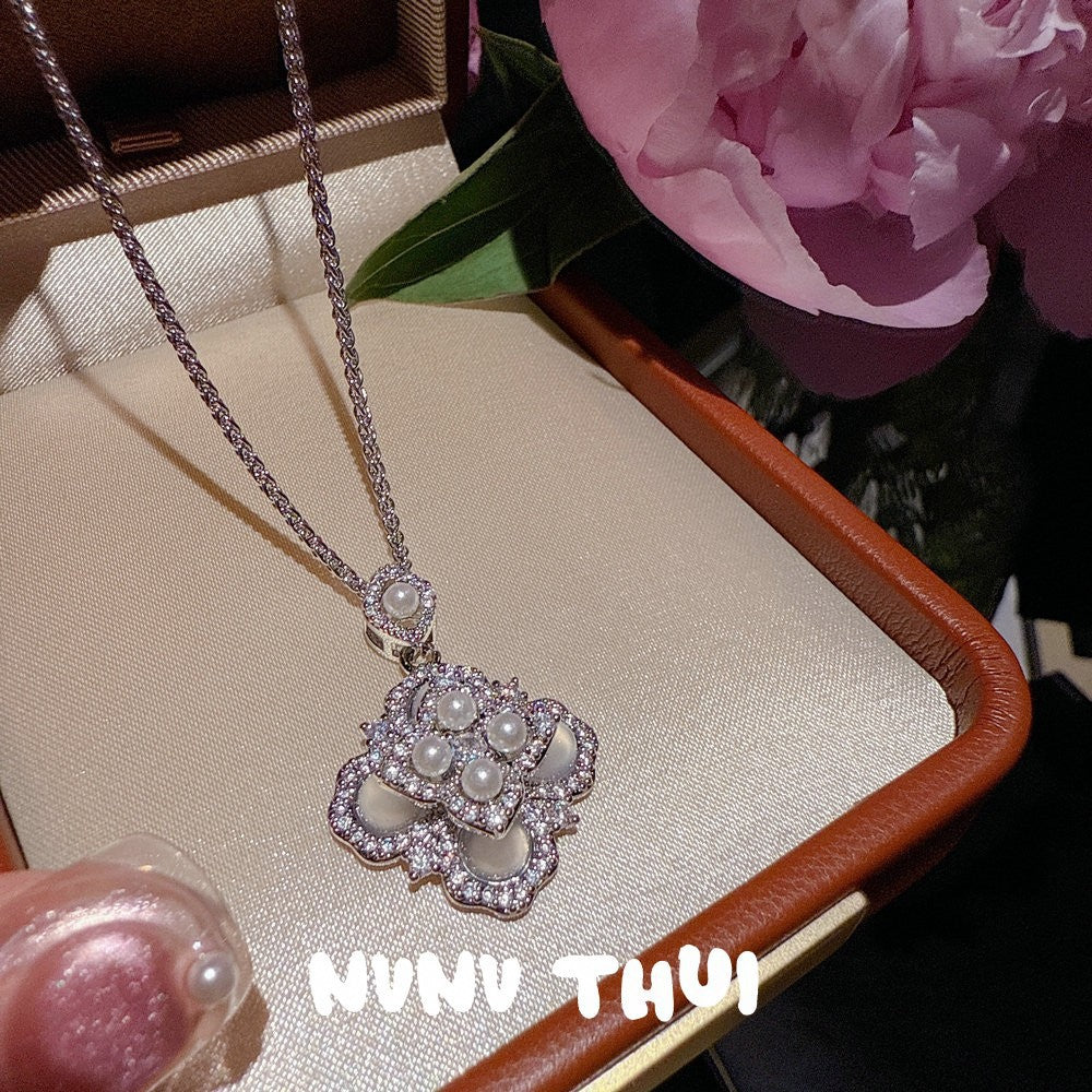 Cultured Mabe Floral Pendant Necklace Set
