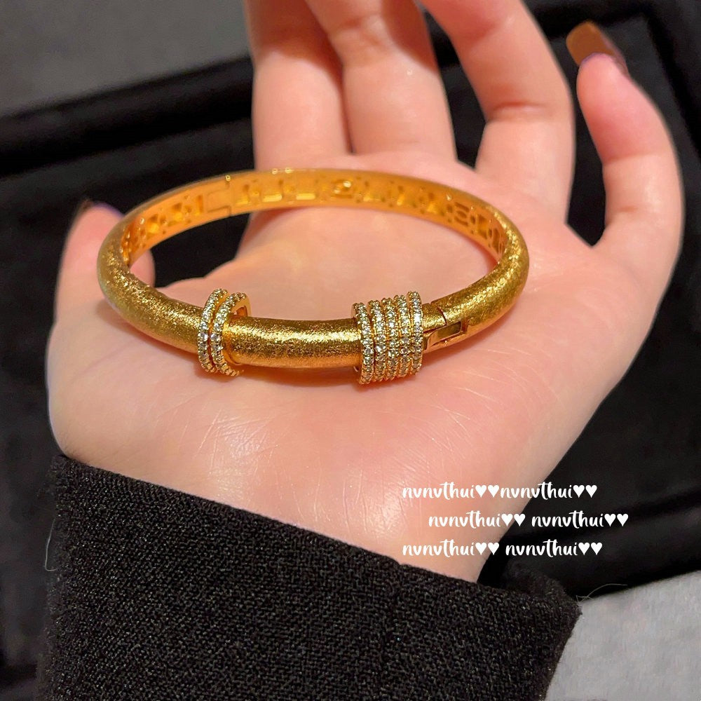 Italian Vintage Brushed Engraved Nebula Gemstone Bangle