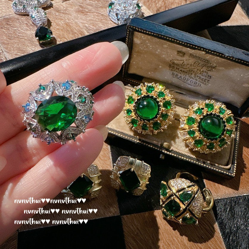 576Y Peacock Green Brushed Geometric Earrings
