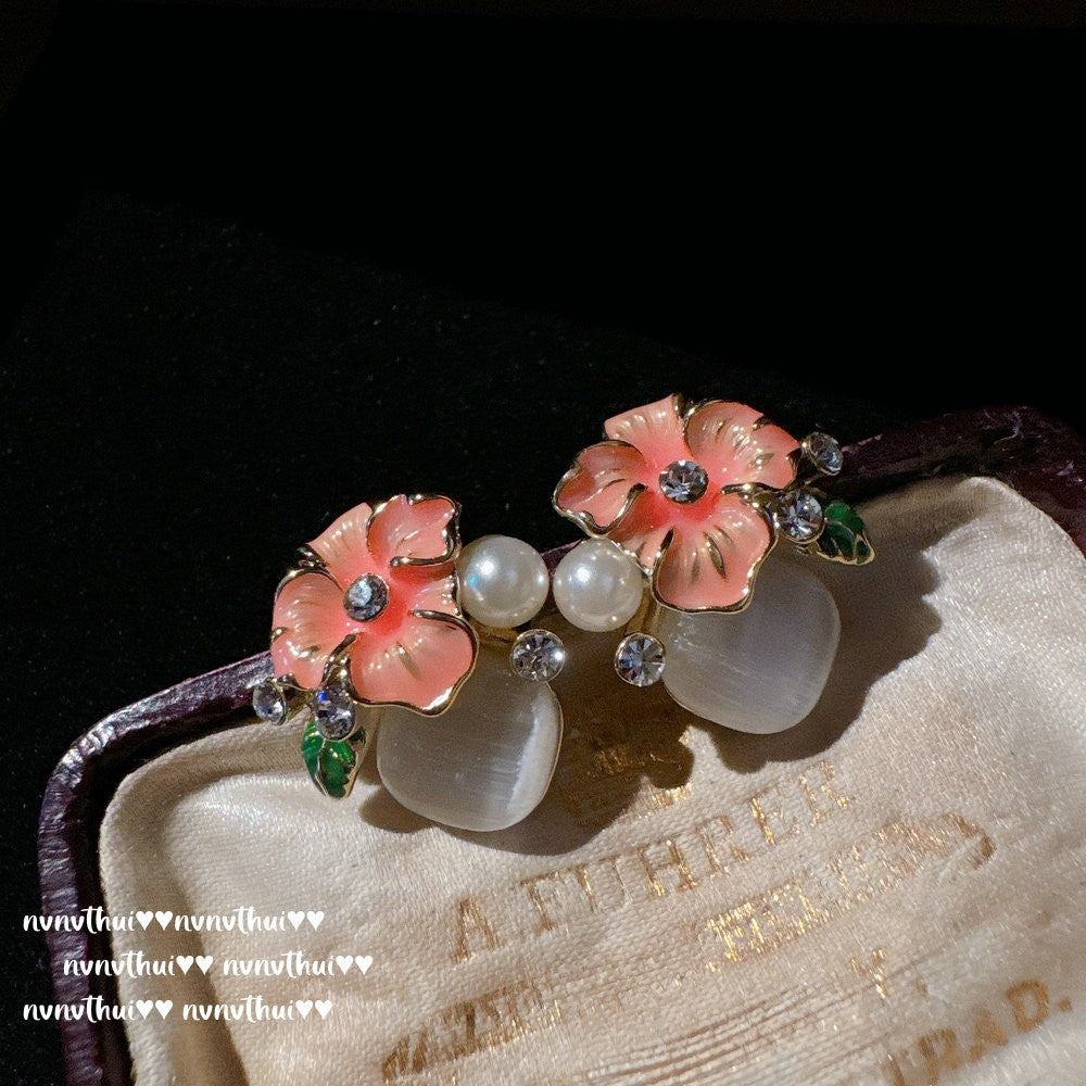 3280QIP Peony Artificial Mother-of-Pearl Earrings