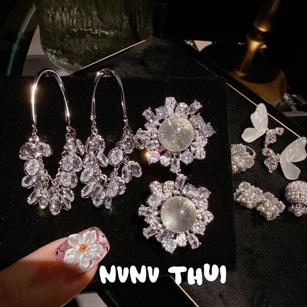 Glass-Crystal Sunflower Gemstone Earrings