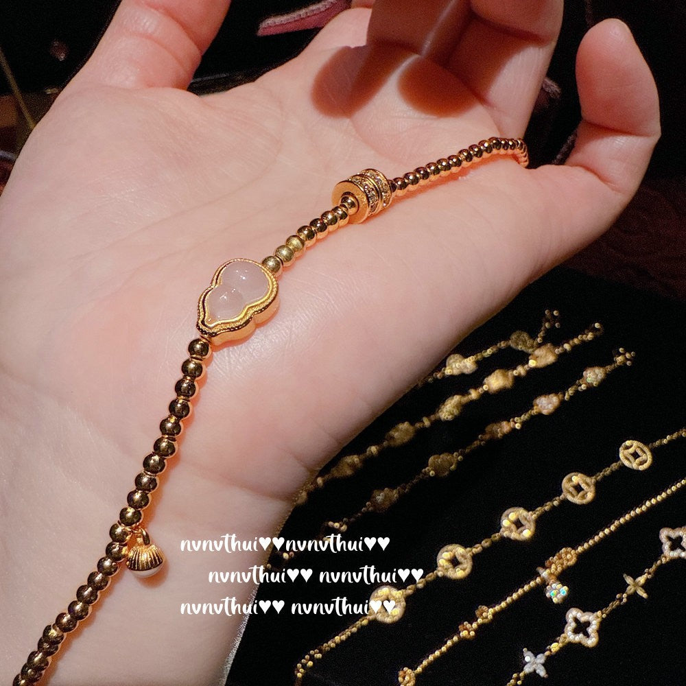 512QIP Lab-Grown Crystal Hulu Bracelet