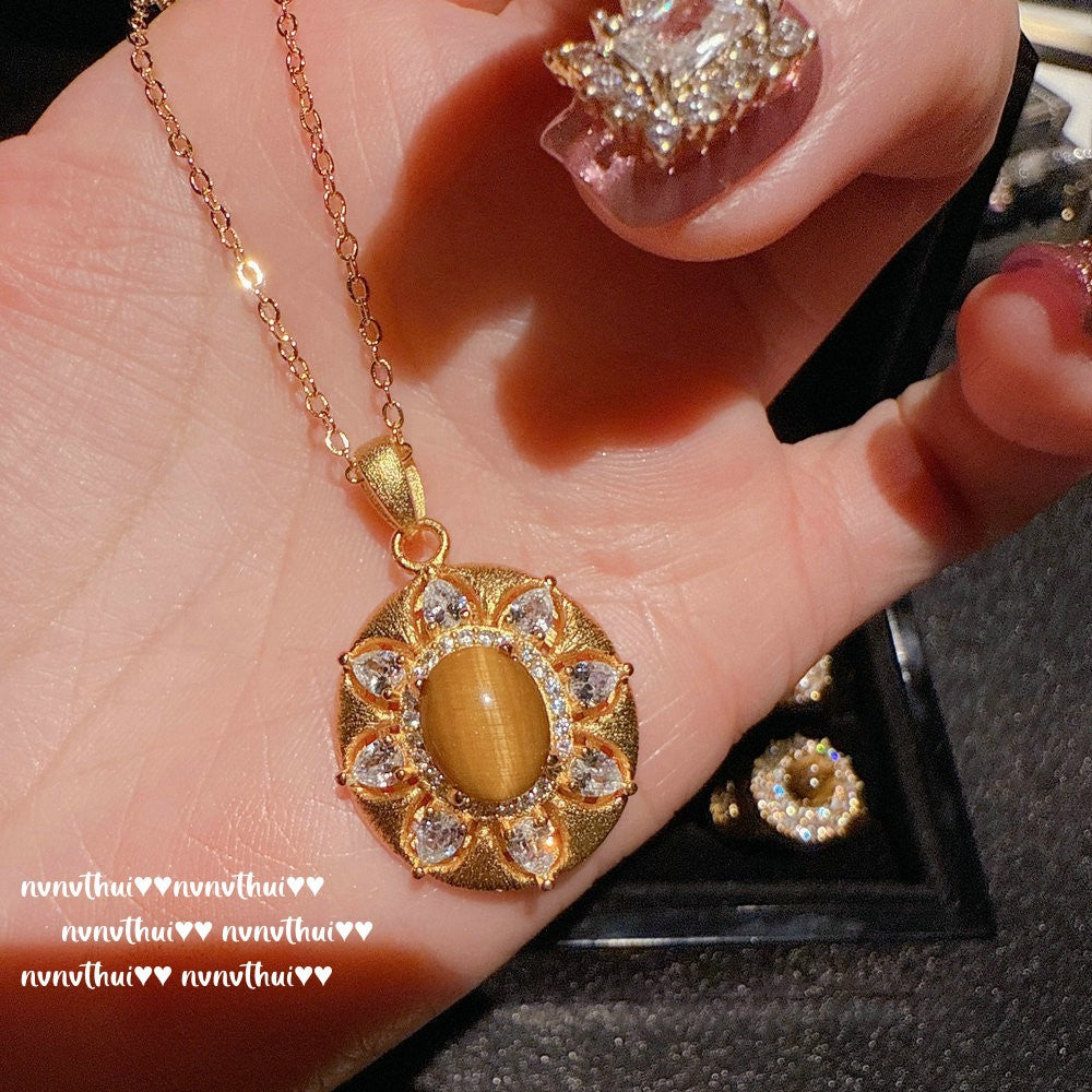 2025ZZ 18K Gold Starry Artificial Tiger's Eye Meteor Pendant Necklace