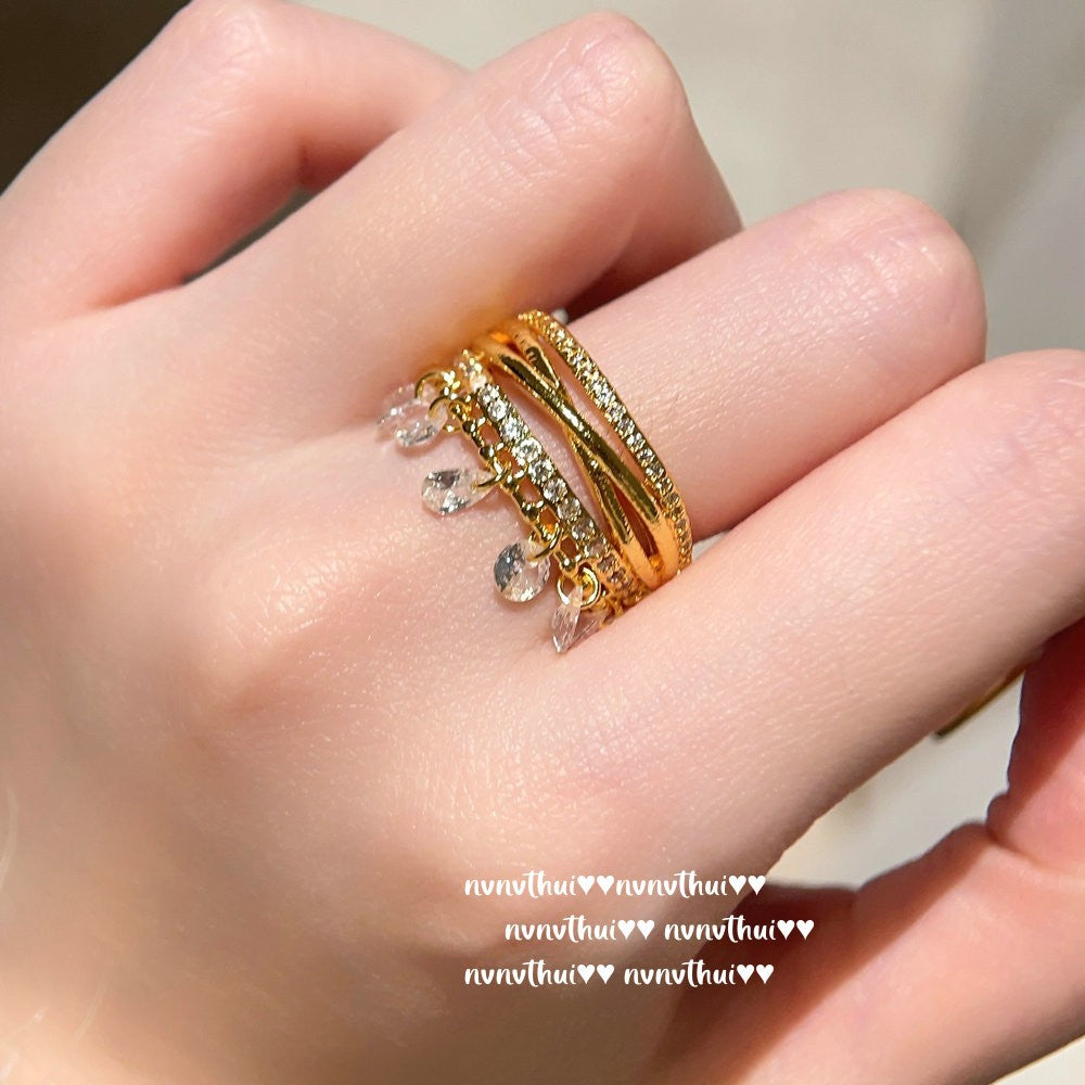 2021ZZ Brushed Interlaced Teardrop Zirconia Open Ring