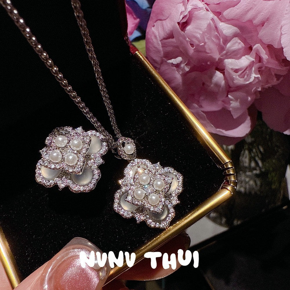 Cultured Mabe Floral Pendant Necklace Set