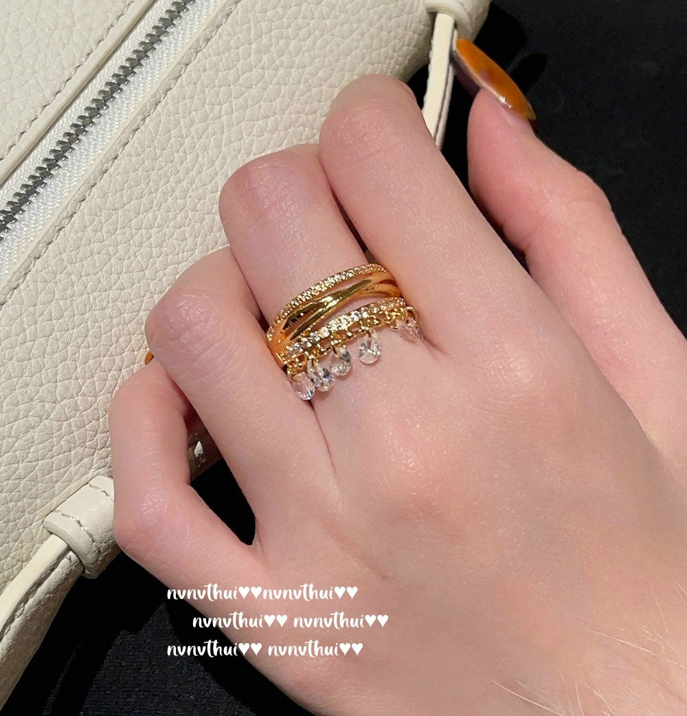 2021ZZ Brushed Interlaced Teardrop Zirconia Open Ring