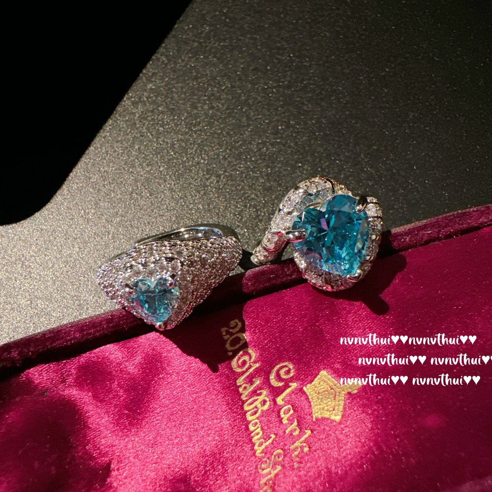 809ZZ Sri Lankan Blue Heart Gemstone Ring