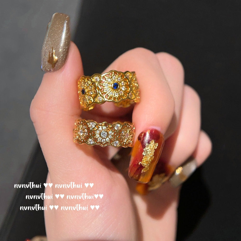 424NV Lattice Blue Zirconia Floral Petal Open Ring