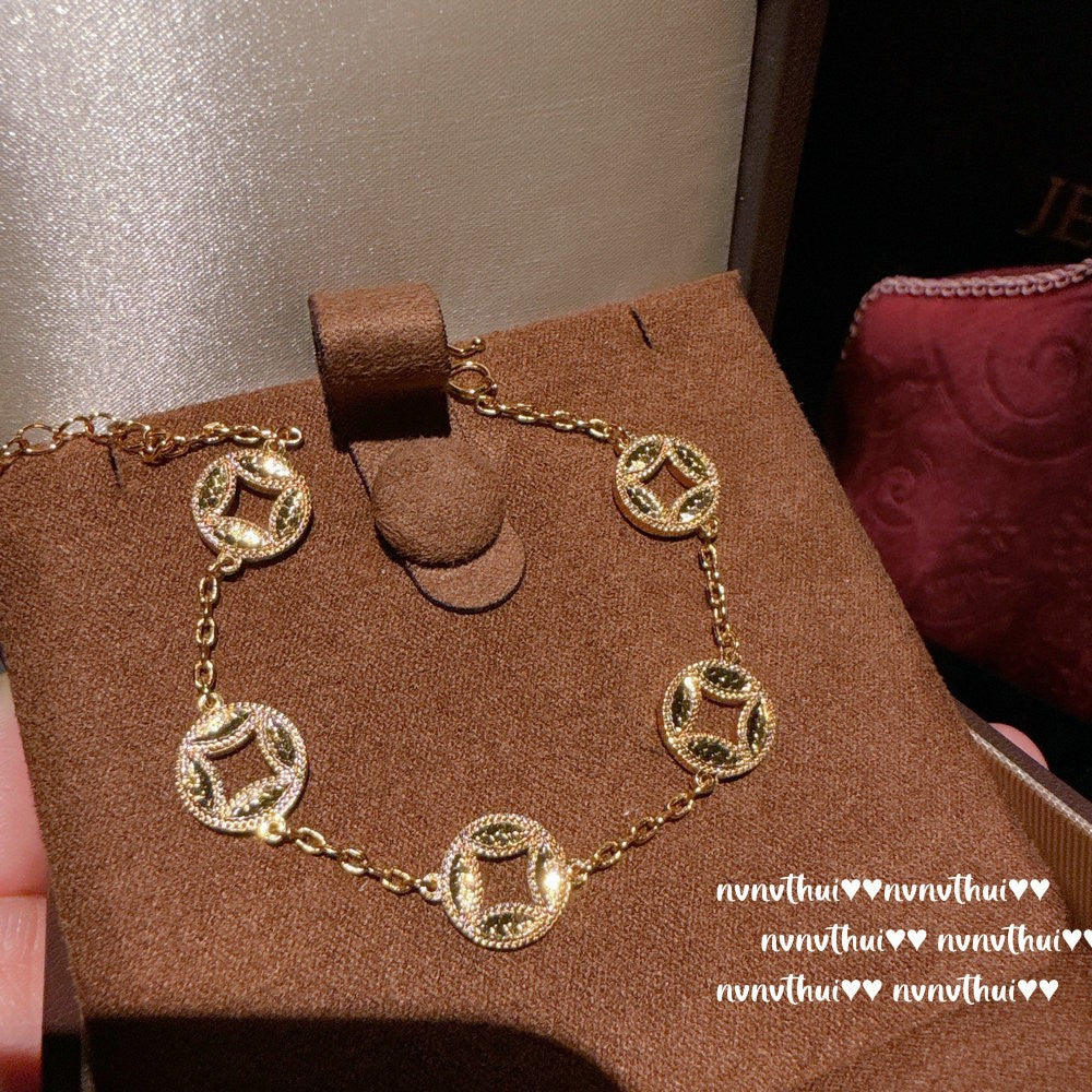512QIP 'Ice-Cracked Coin' Bracelet