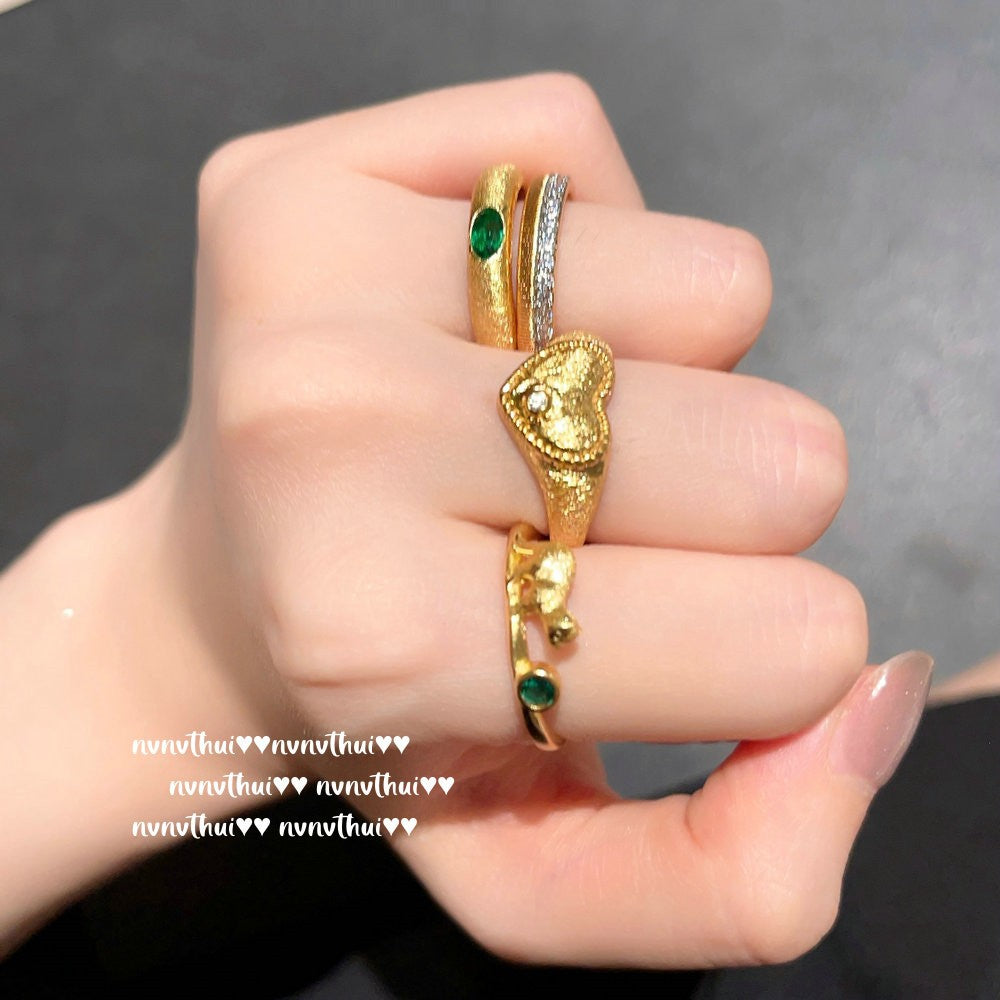810Z Vintage Emerald Kitten Zircon Stackable Ring